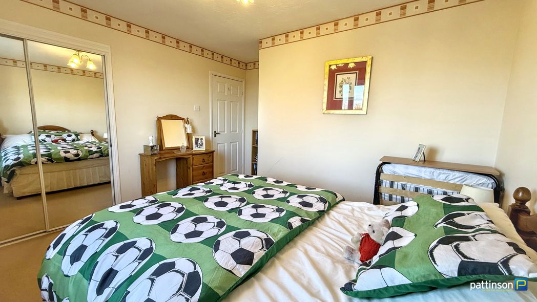 Property image 21 of 29