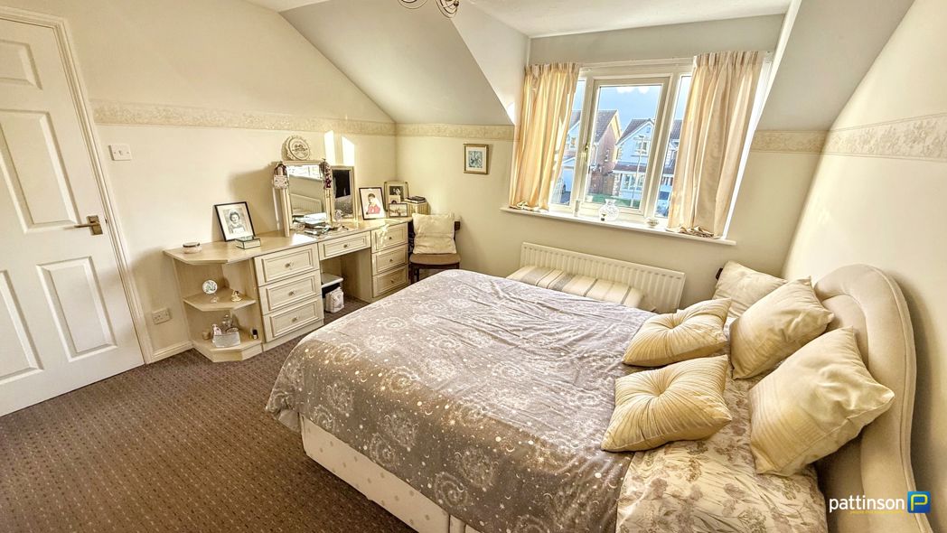 Property image 16 of 29