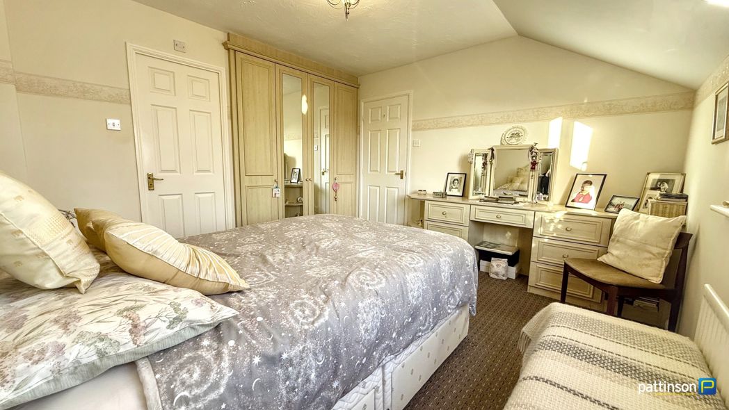 Property image 17 of 29