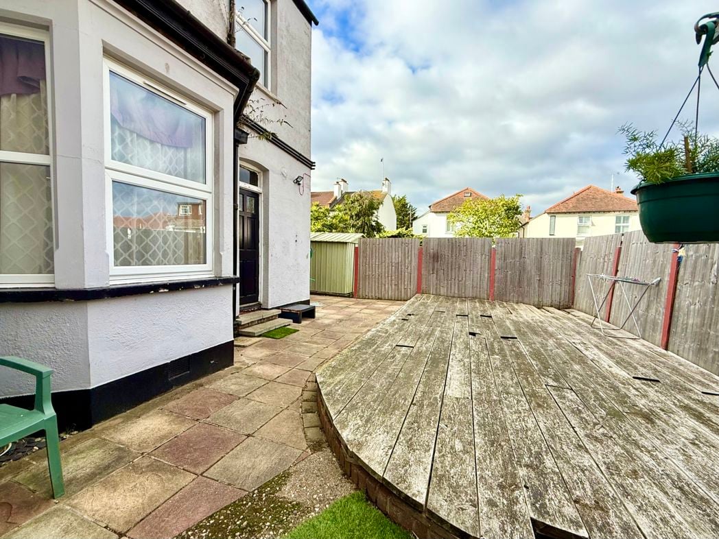 Property image 3 of 28