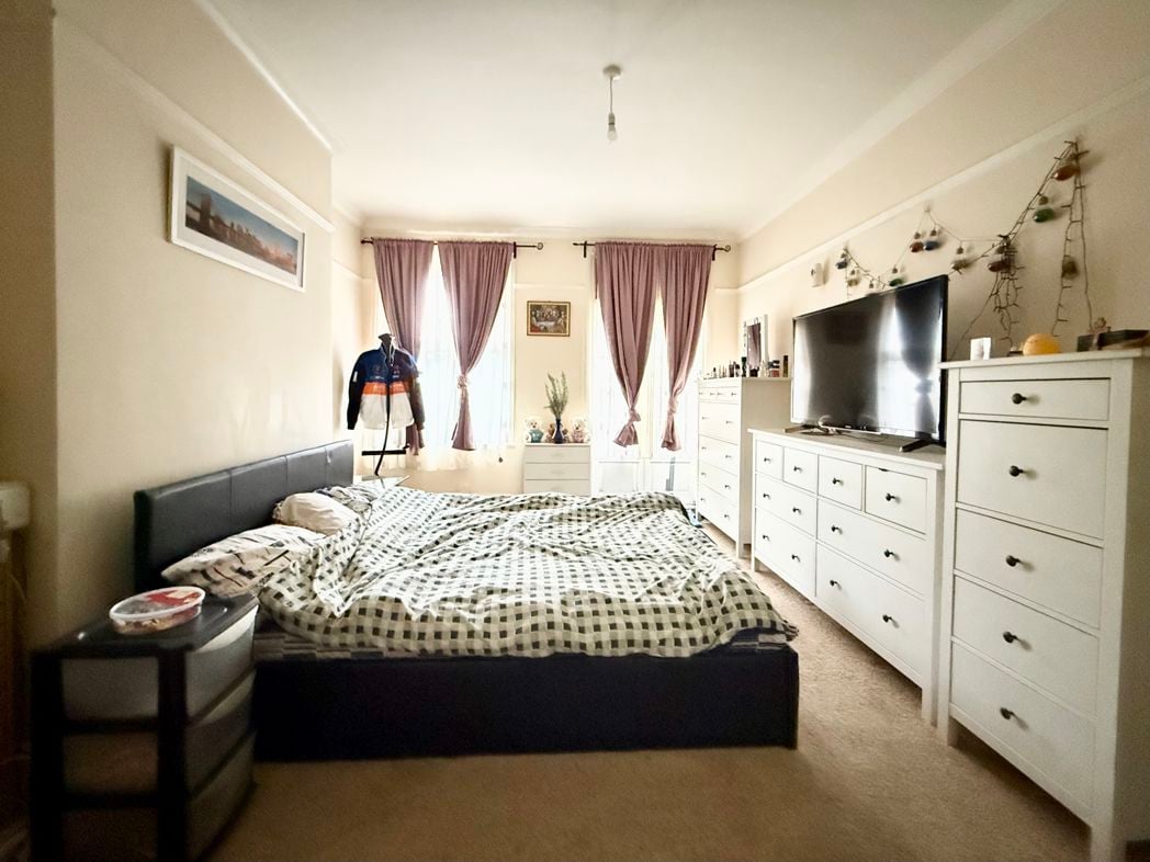 Property image 25 of 28