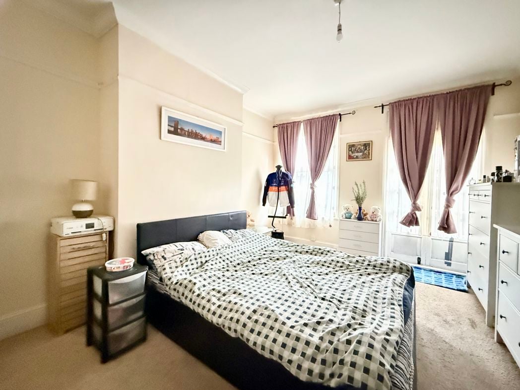 Property image 26 of 28