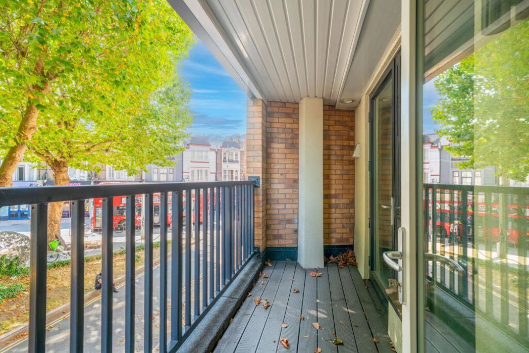 Flat 1 - 237, London, ., SE15 4TP