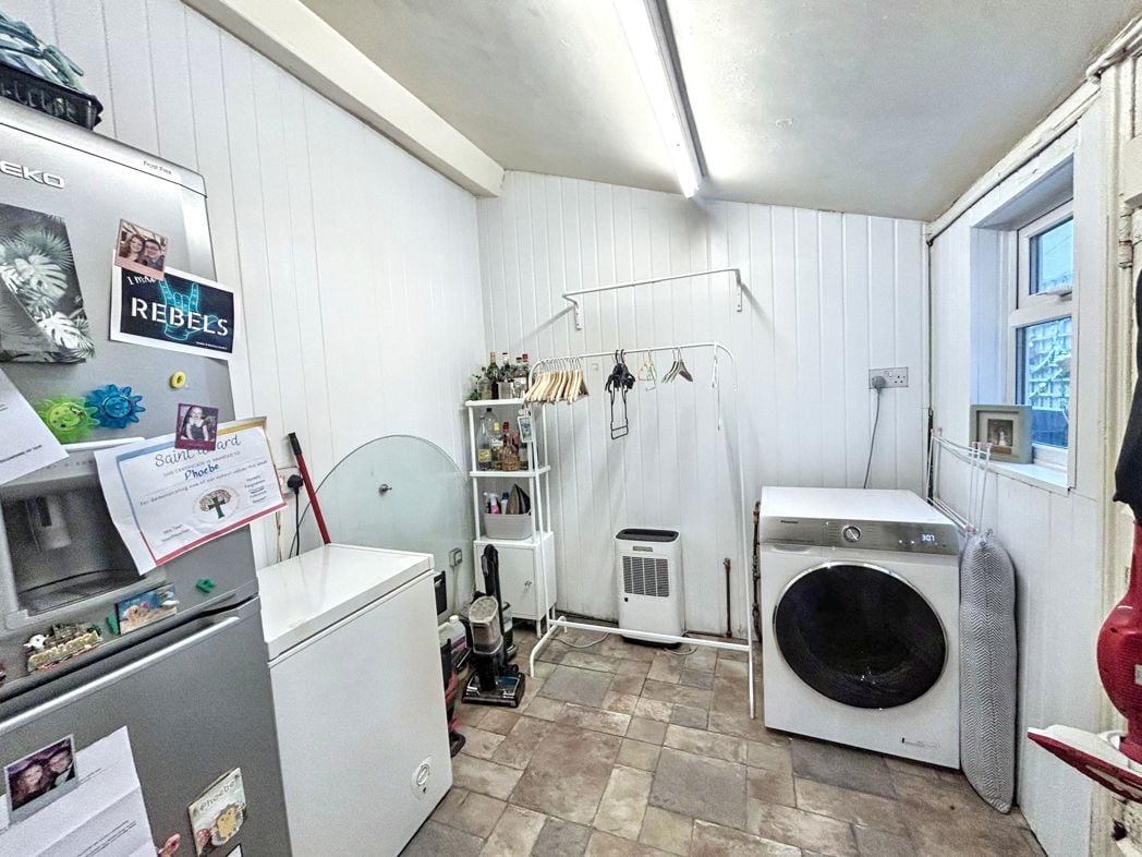 Property image 10 of 18