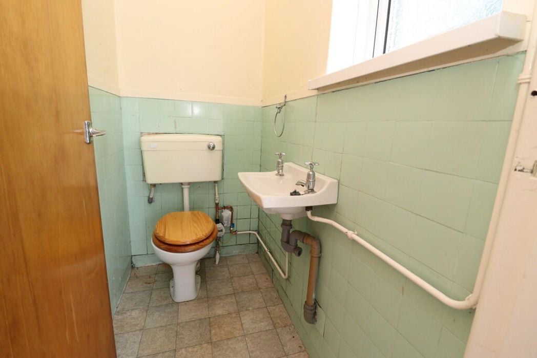 Property image 12 of 15