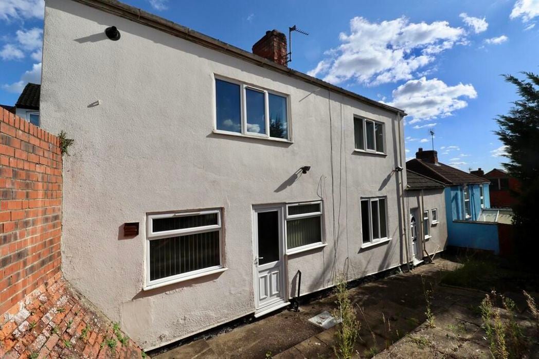 Property image 1 of 15