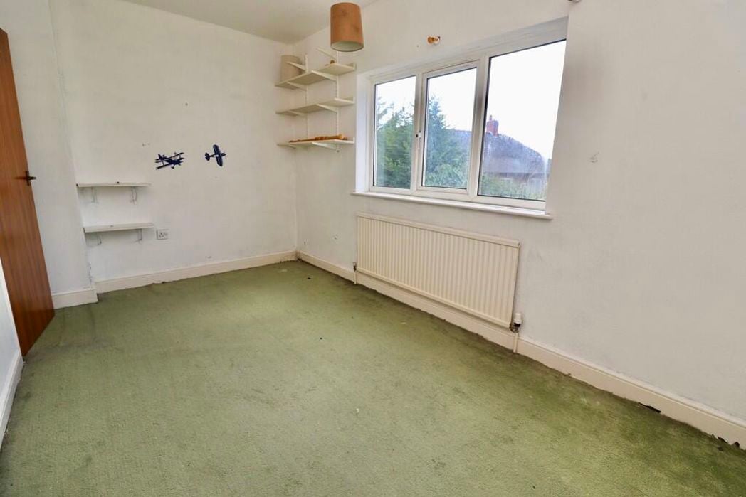 Property image 8 of 15