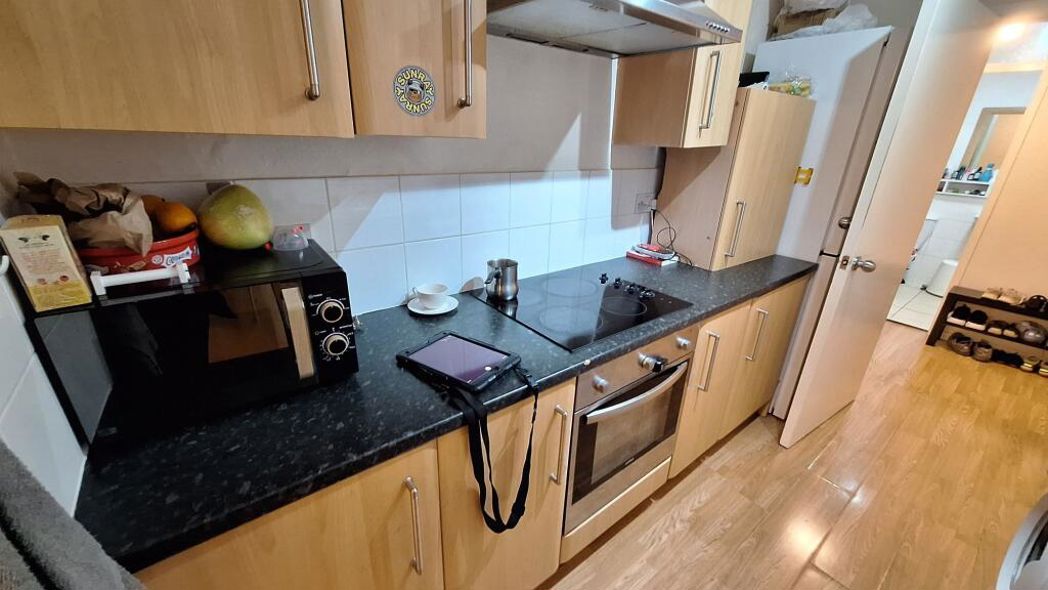 57, Coventry, West Midlands, CV3 4BB