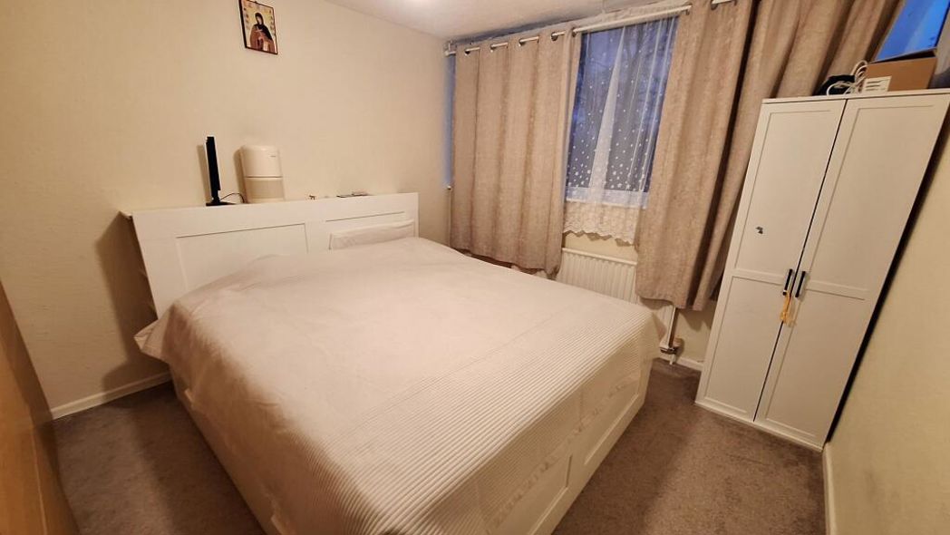 57, Coventry, West Midlands, CV3 4BB