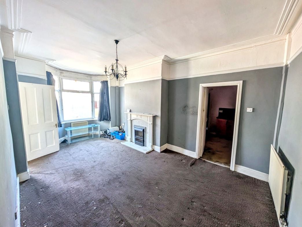 Property image 4 of 11