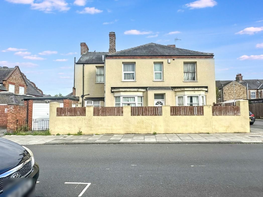Property image 1 of 11