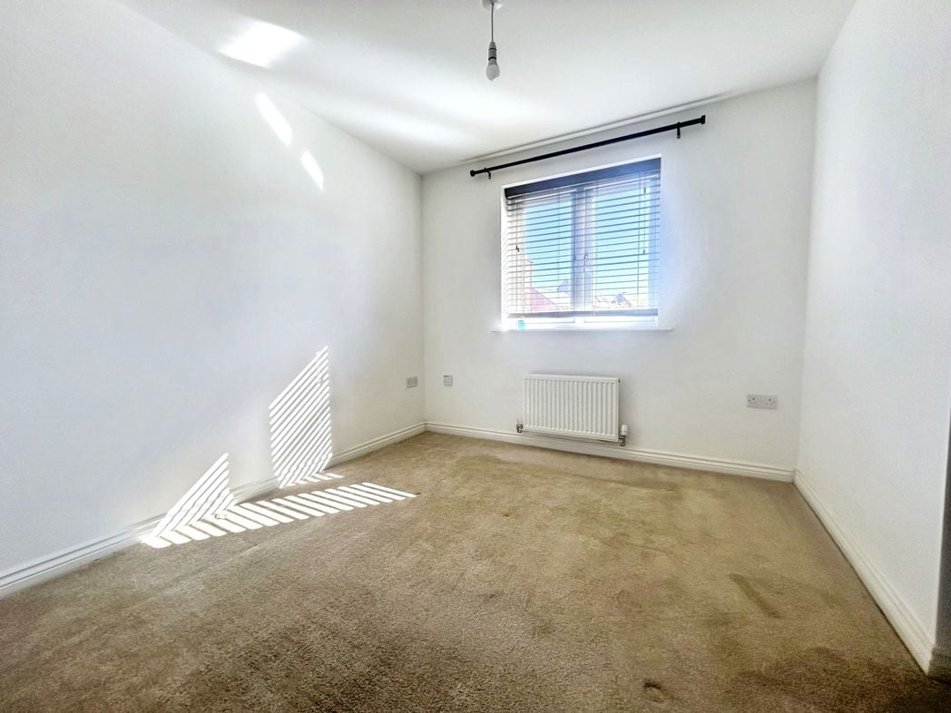 Property image 7 of 8