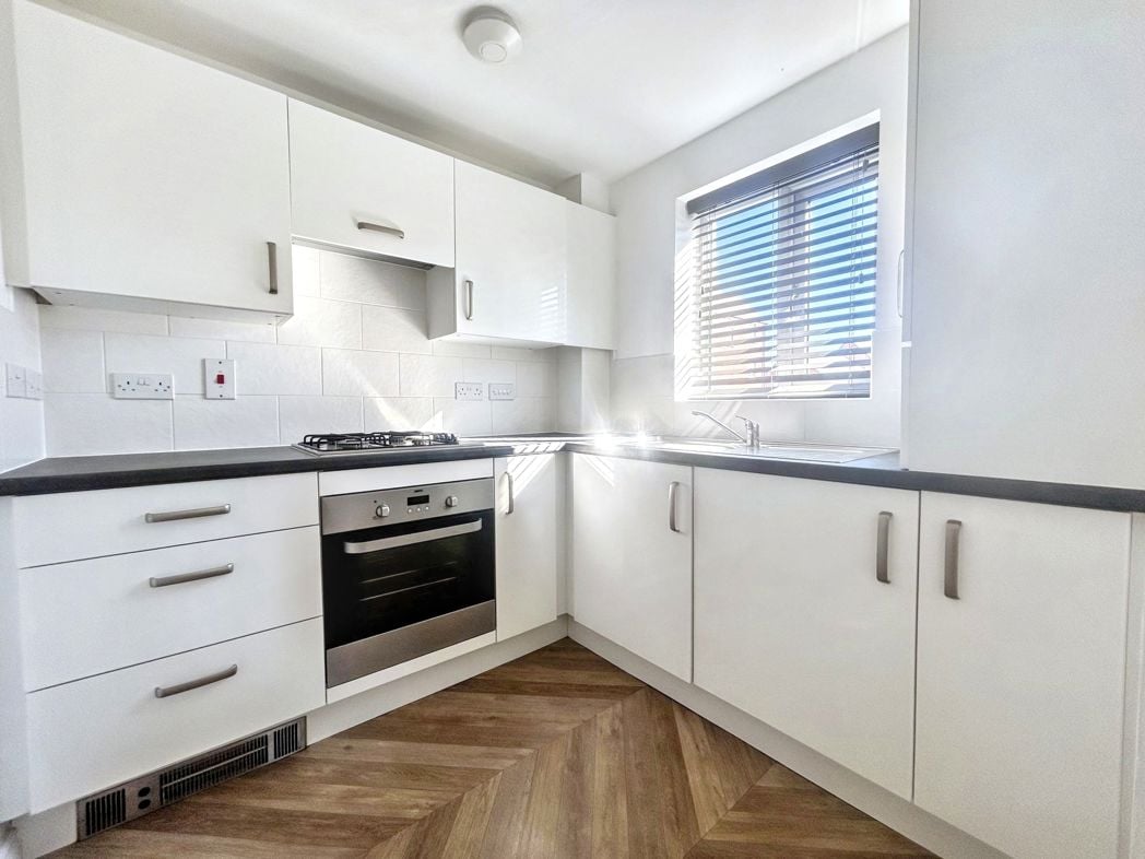 Property image 3 of 8