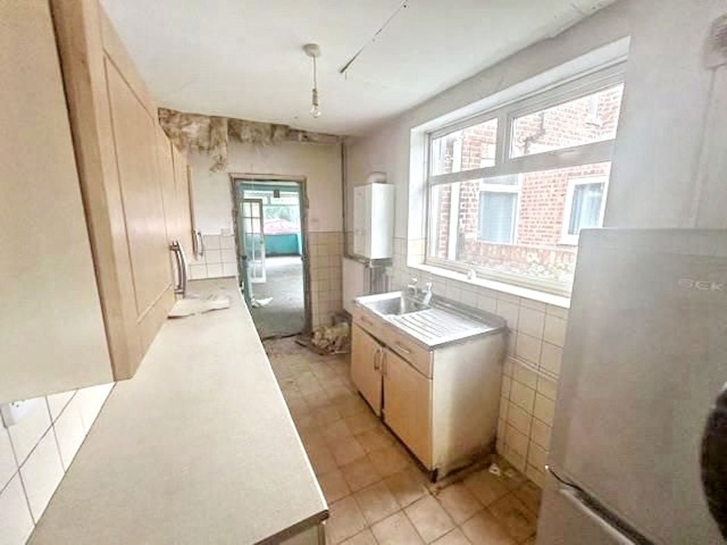 Property image 8 of 9