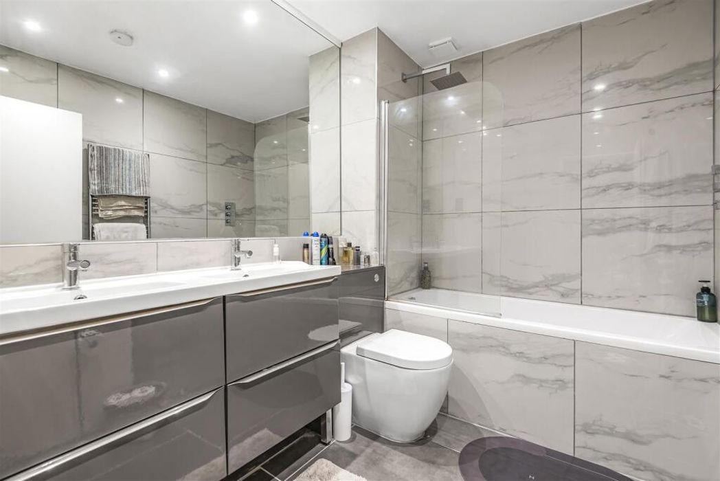 Flat B, 2-3 Shakespeare Terrace, , Richmond, Surrey, TW9 4PL