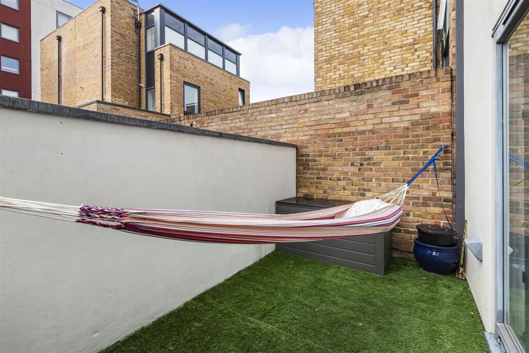 Flat B, 2-3 Shakespeare Terrace, , Richmond, Surrey, TW9 4PL