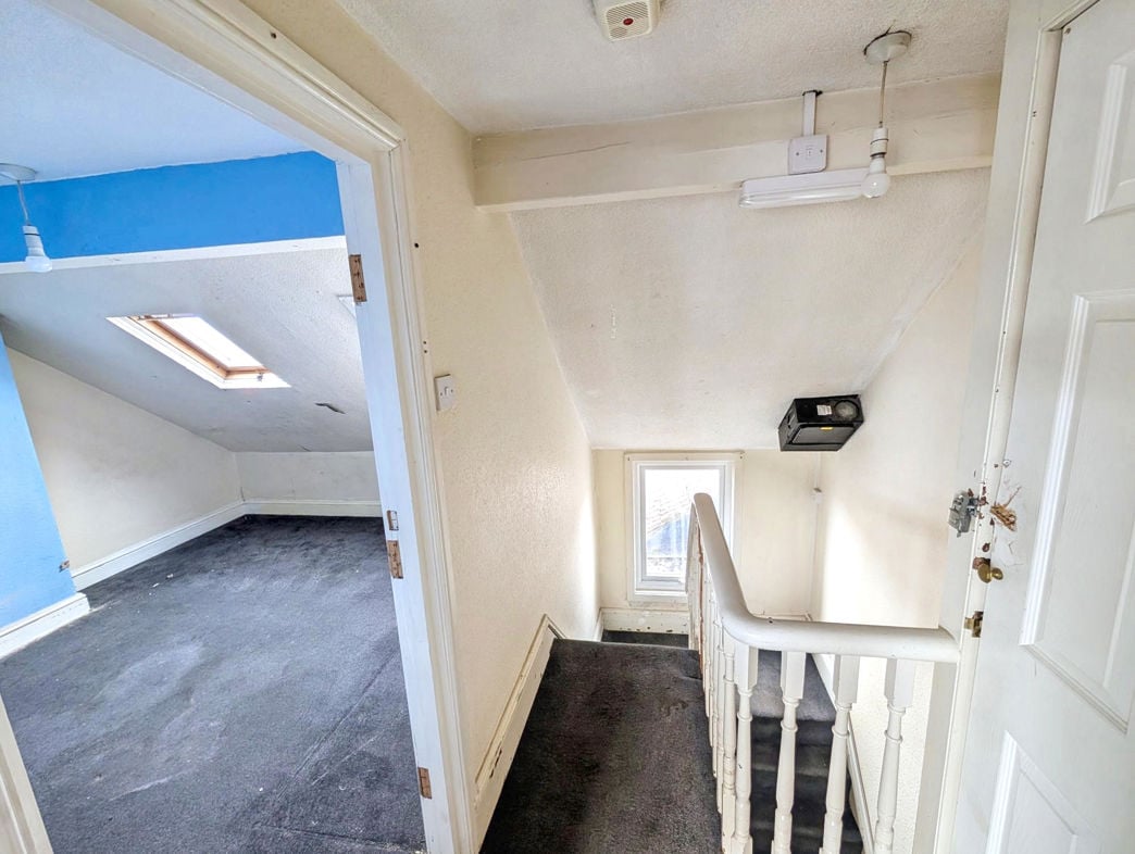 Property image 10 of 14
