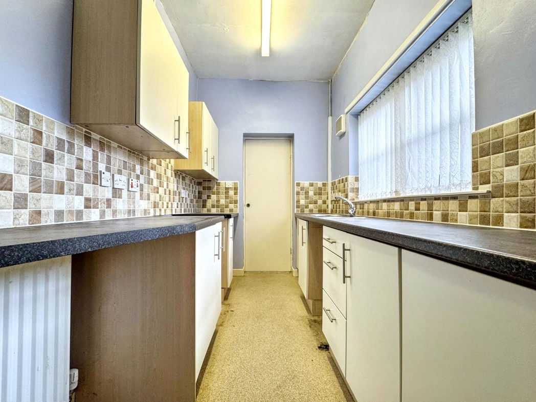 Property image 10 of 16