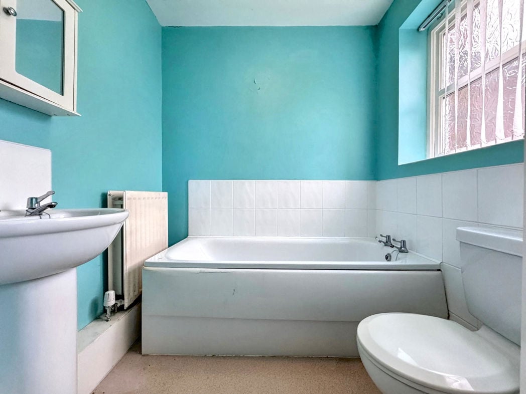 Property image 12 of 16