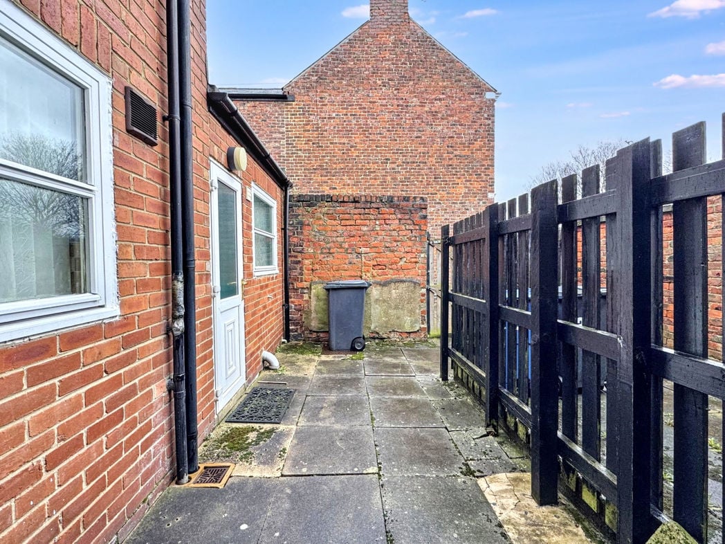Property image 13 of 16