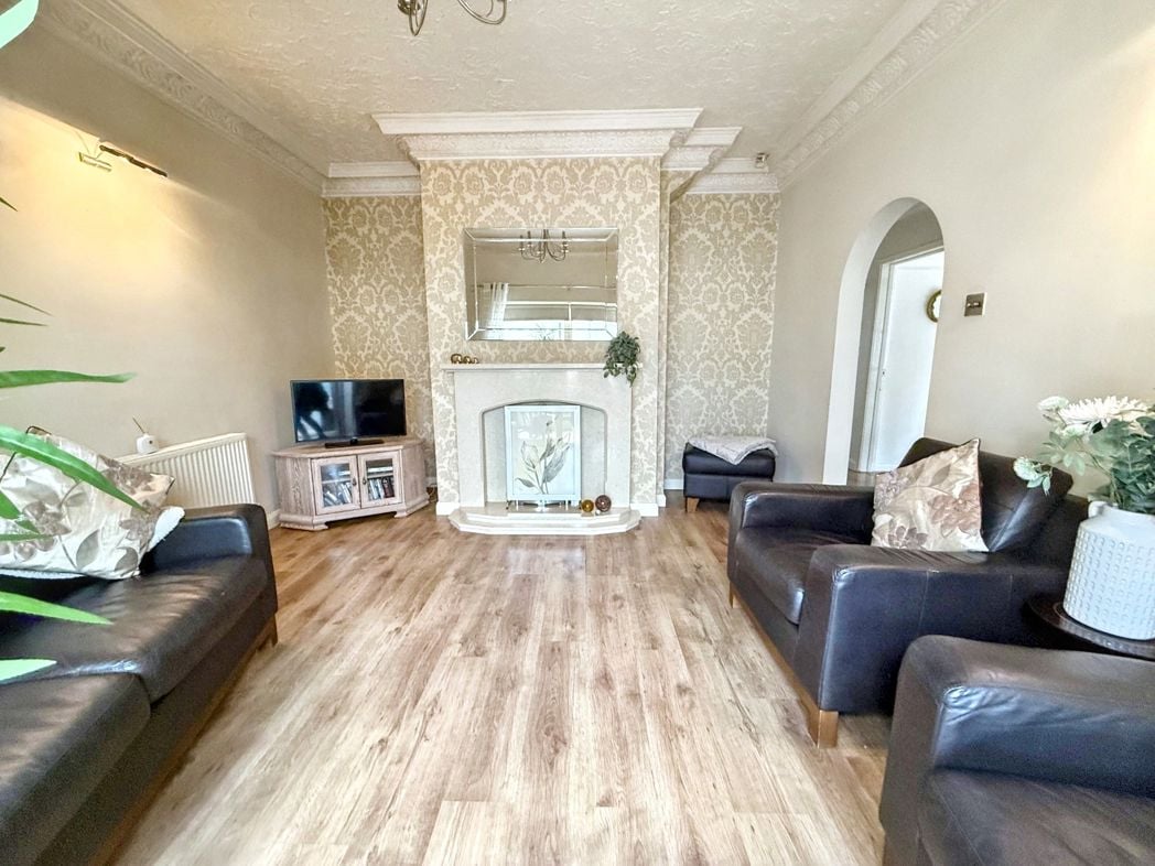 Property image 5 of 16