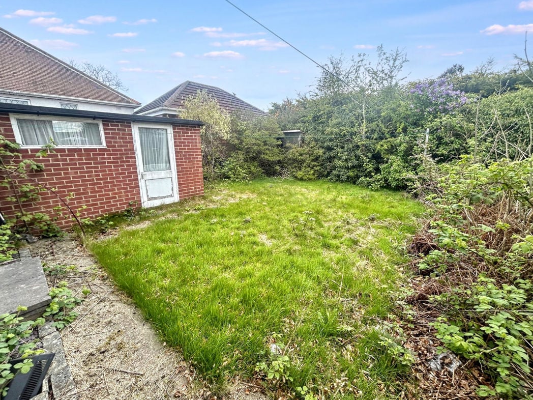 Property image 11 of 12