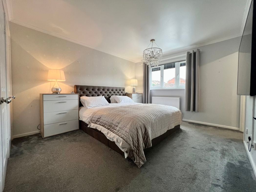 Property image 17 of 32