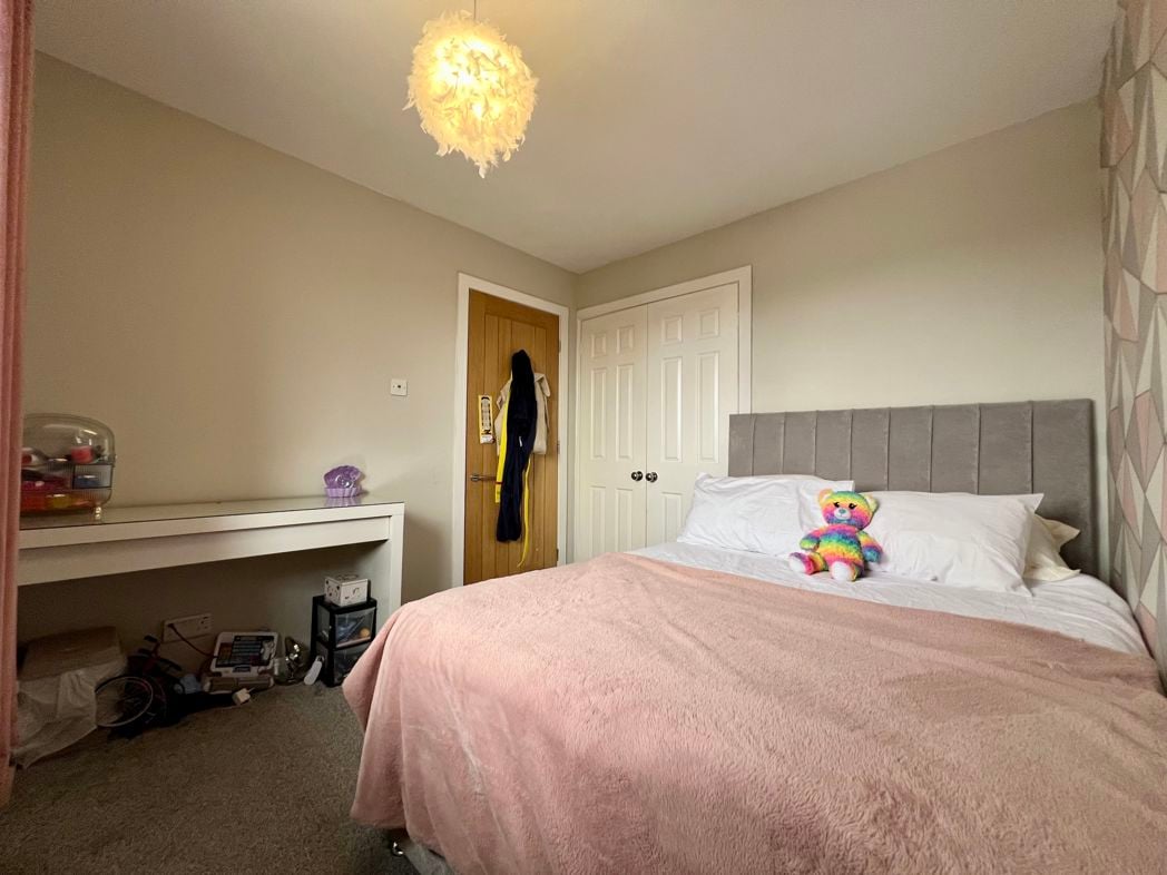 Property image 22 of 32