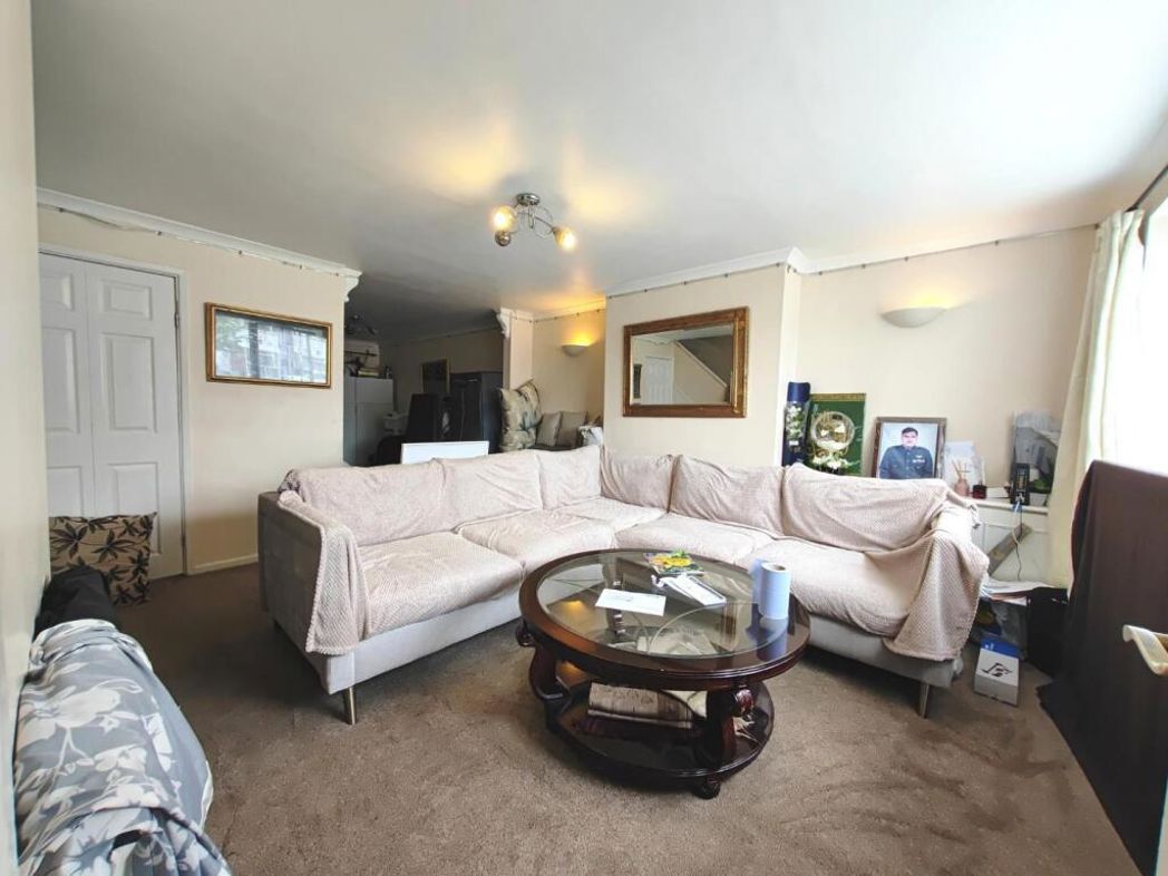 Property image 4 of 14