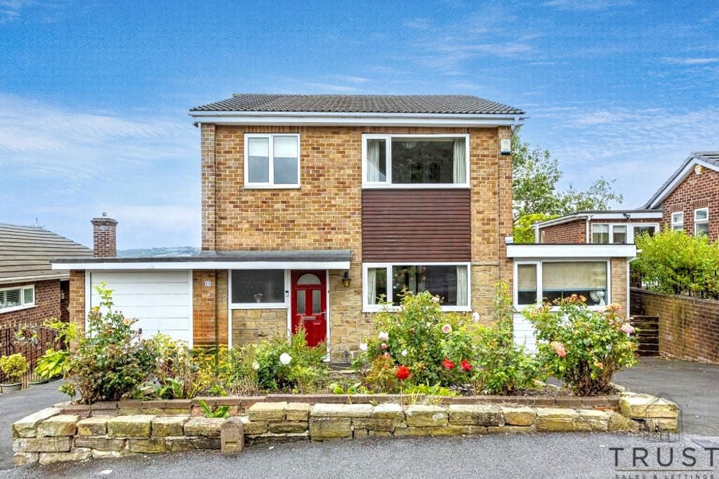 Property image 1 of 32