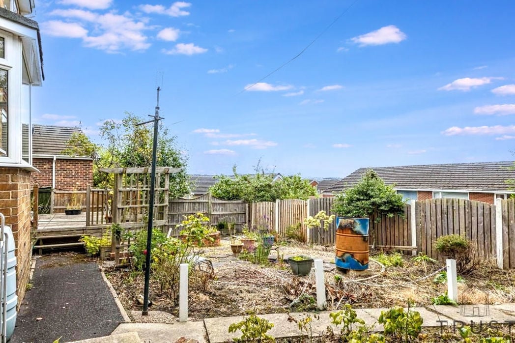 Property image 19 of 32