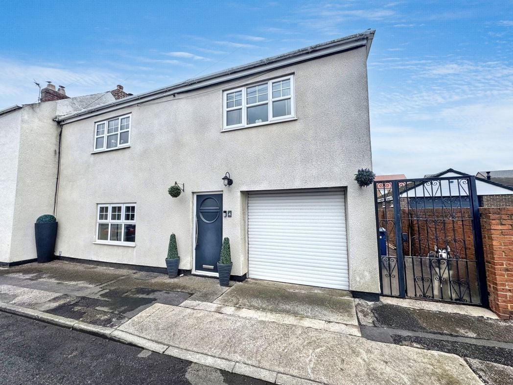 Property image 22 of 32