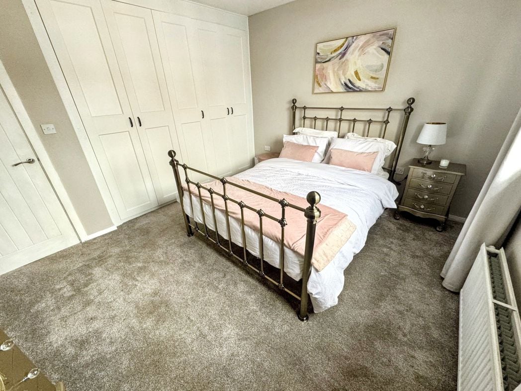 Property image 17 of 32