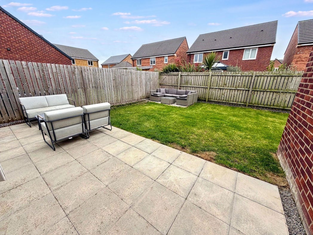 Property image 11 of 20