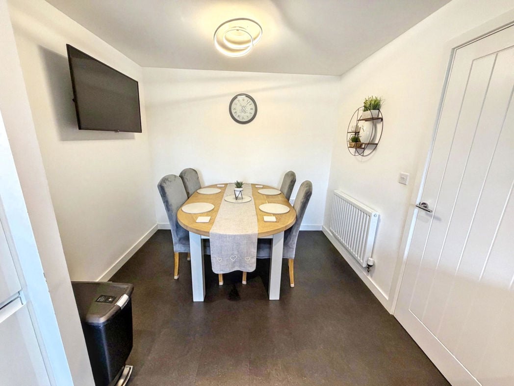 Property image 16 of 20