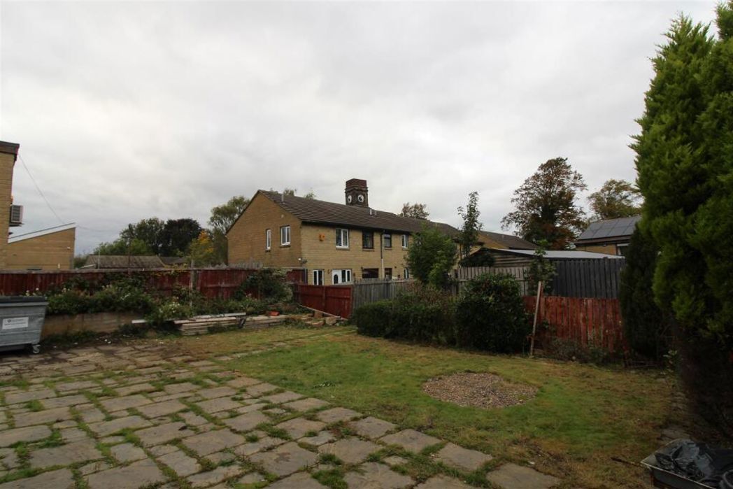 Property image 8 of 33