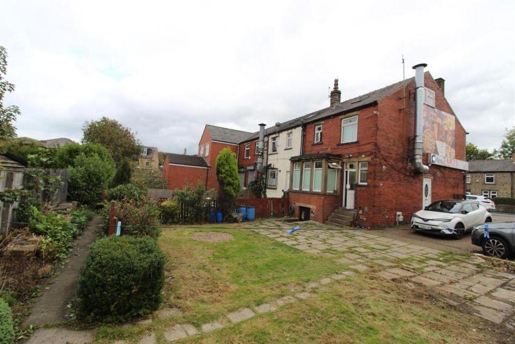 Property image 9 of 33