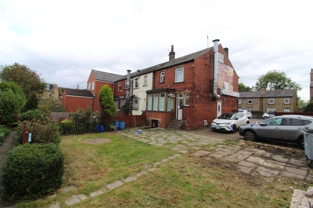 Property image 10 of 33