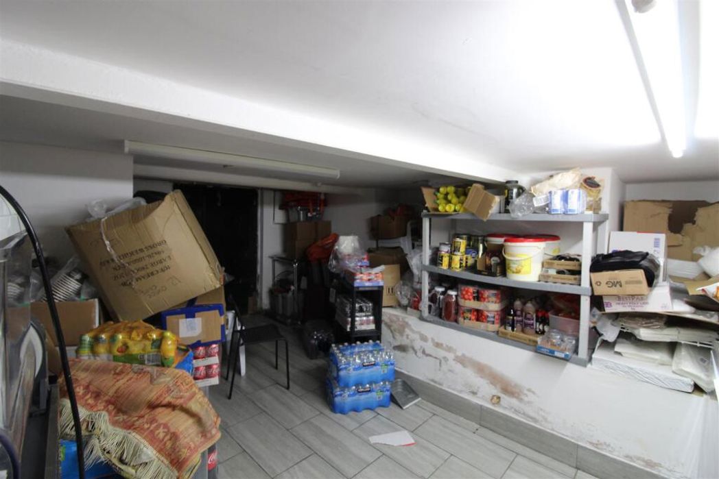 Property image 15 of 33