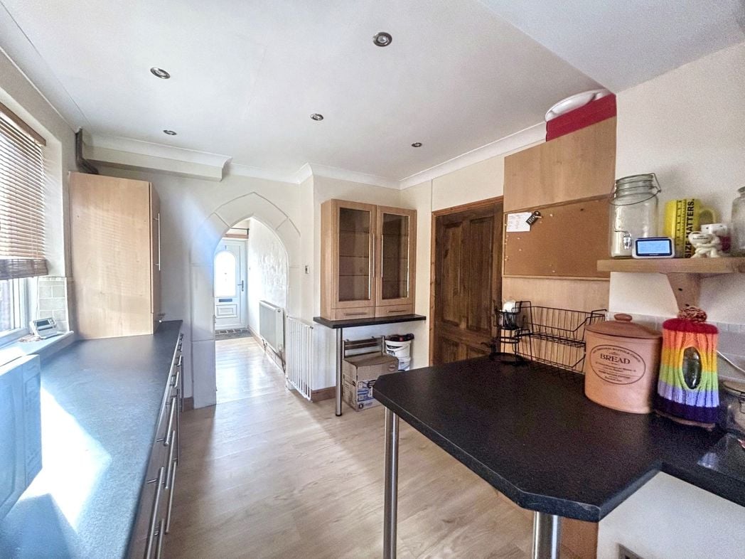 Property image 5 of 15
