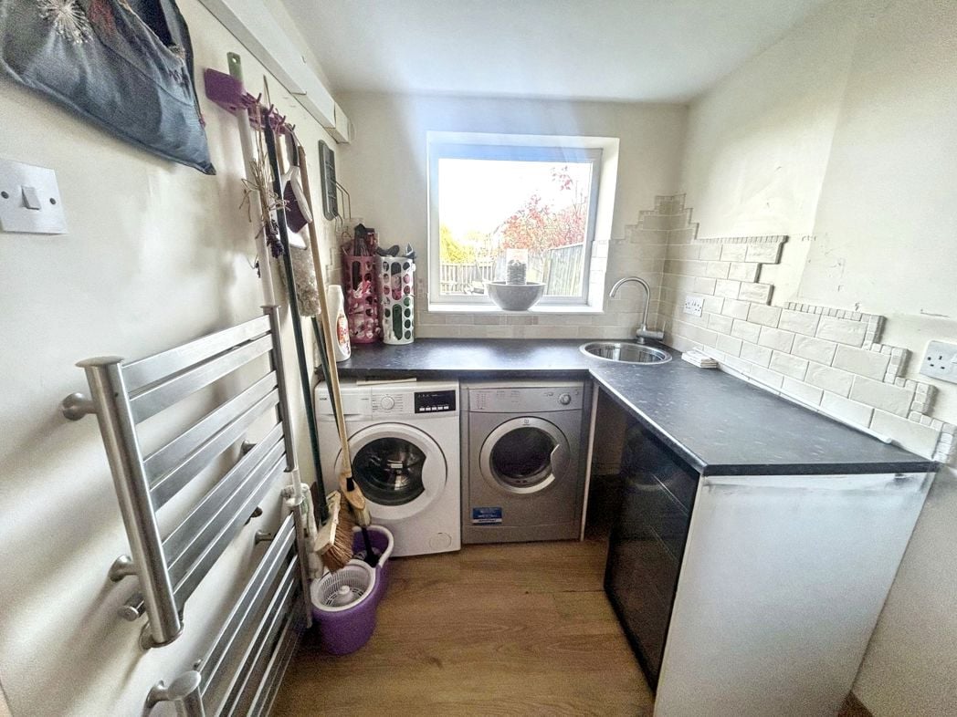 Property image 7 of 15