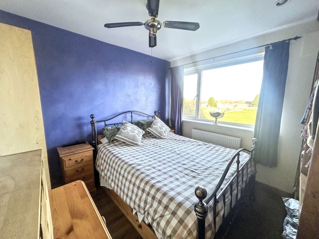 Property image 12 of 15
