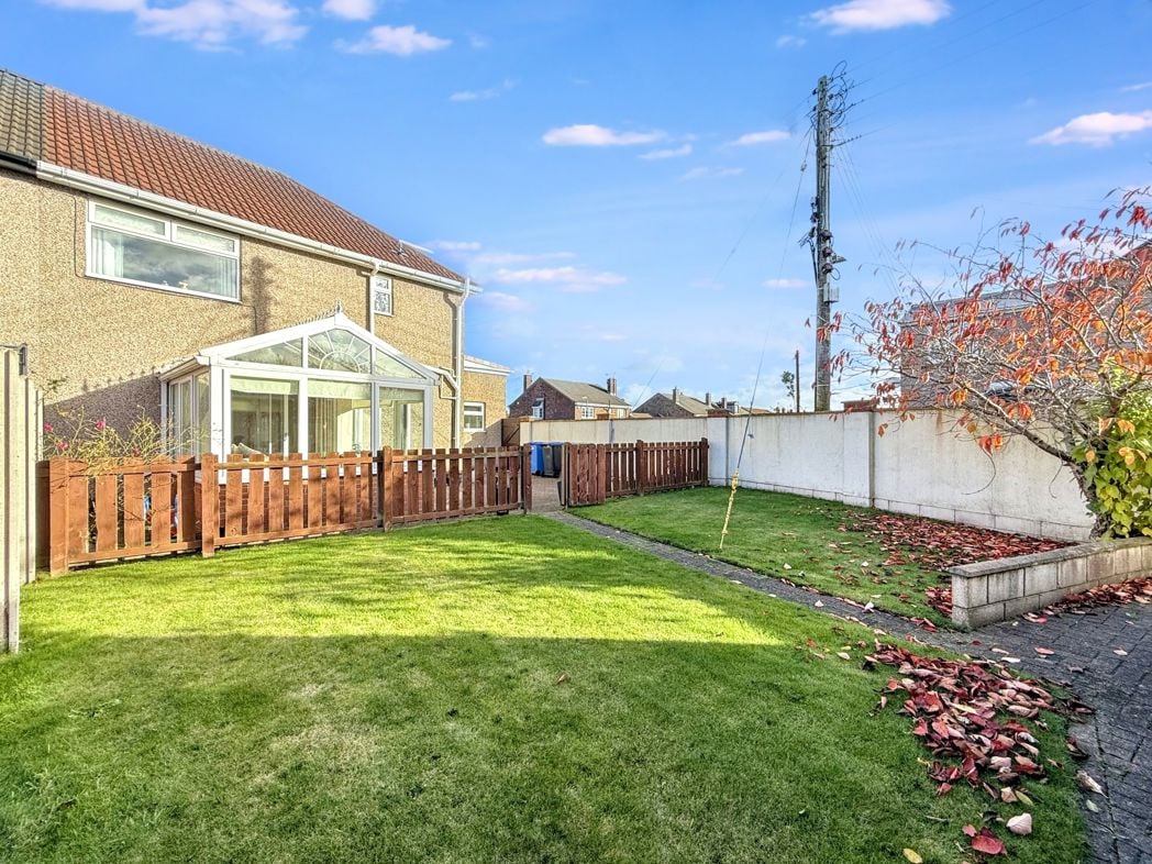 Property image 25 of 27