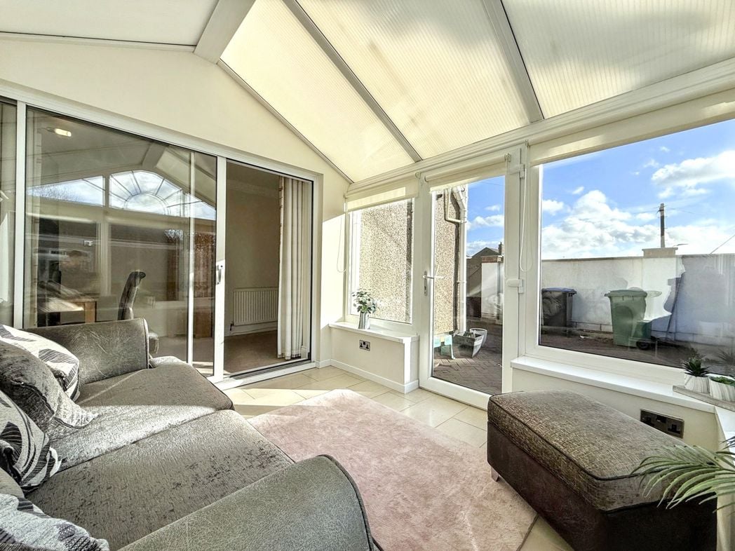 Property image 13 of 27