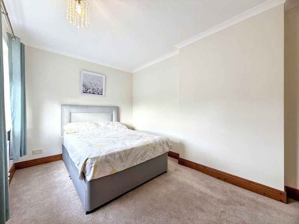 Property image 18 of 27