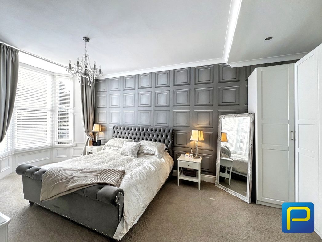 Property image 22 of 32