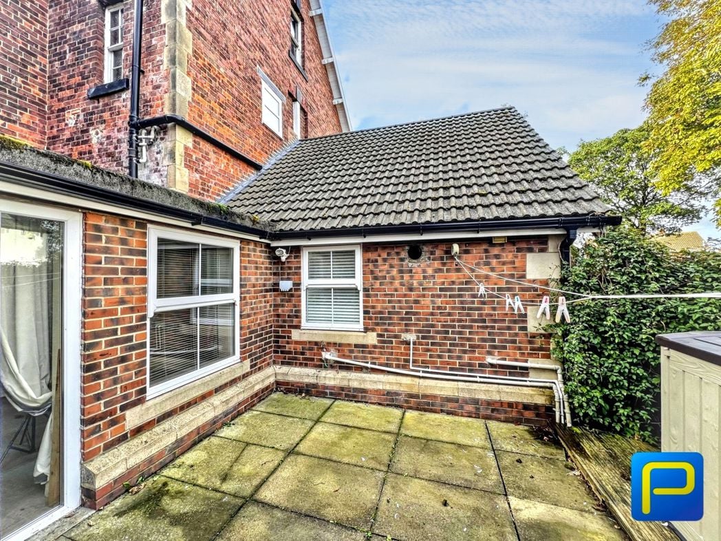 Property image 29 of 32