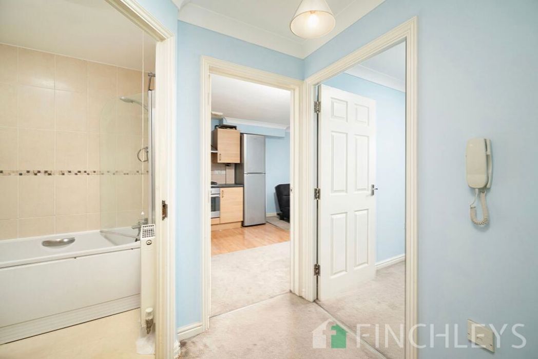 Property image 5 of 10