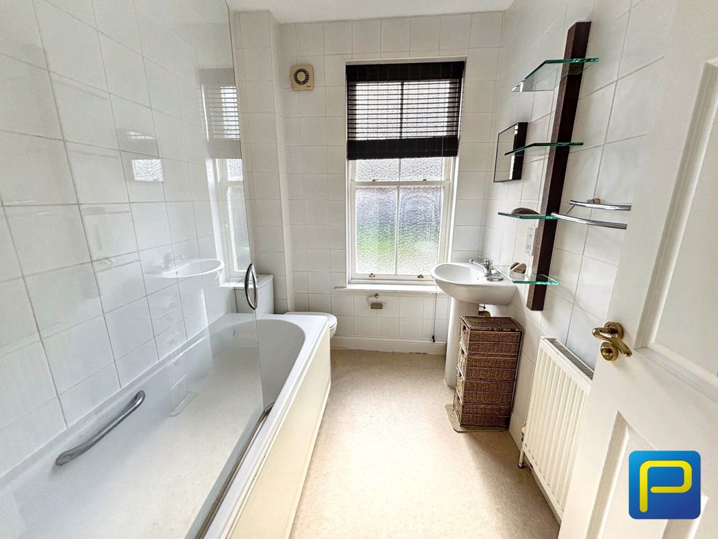 Property image 10 of 14