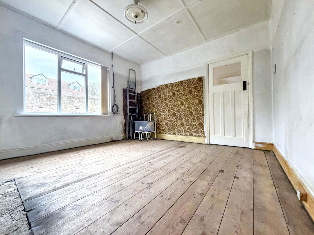Property image 7 of 24